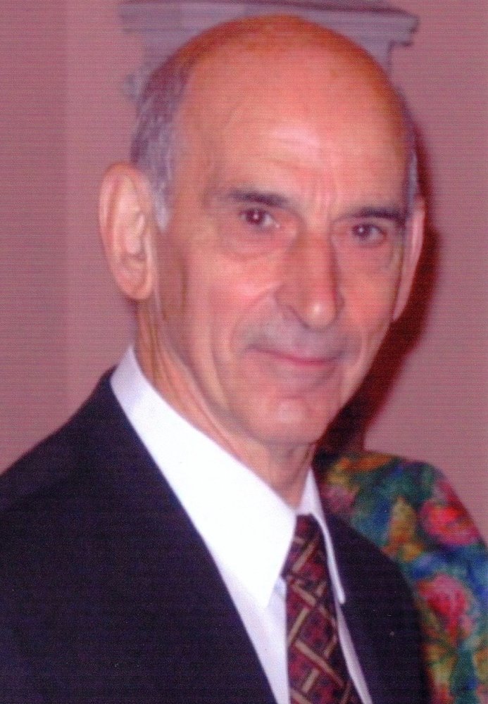 Vicente Mena